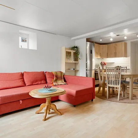 Privat bolig In Cozy 7 Min Walk From The Center